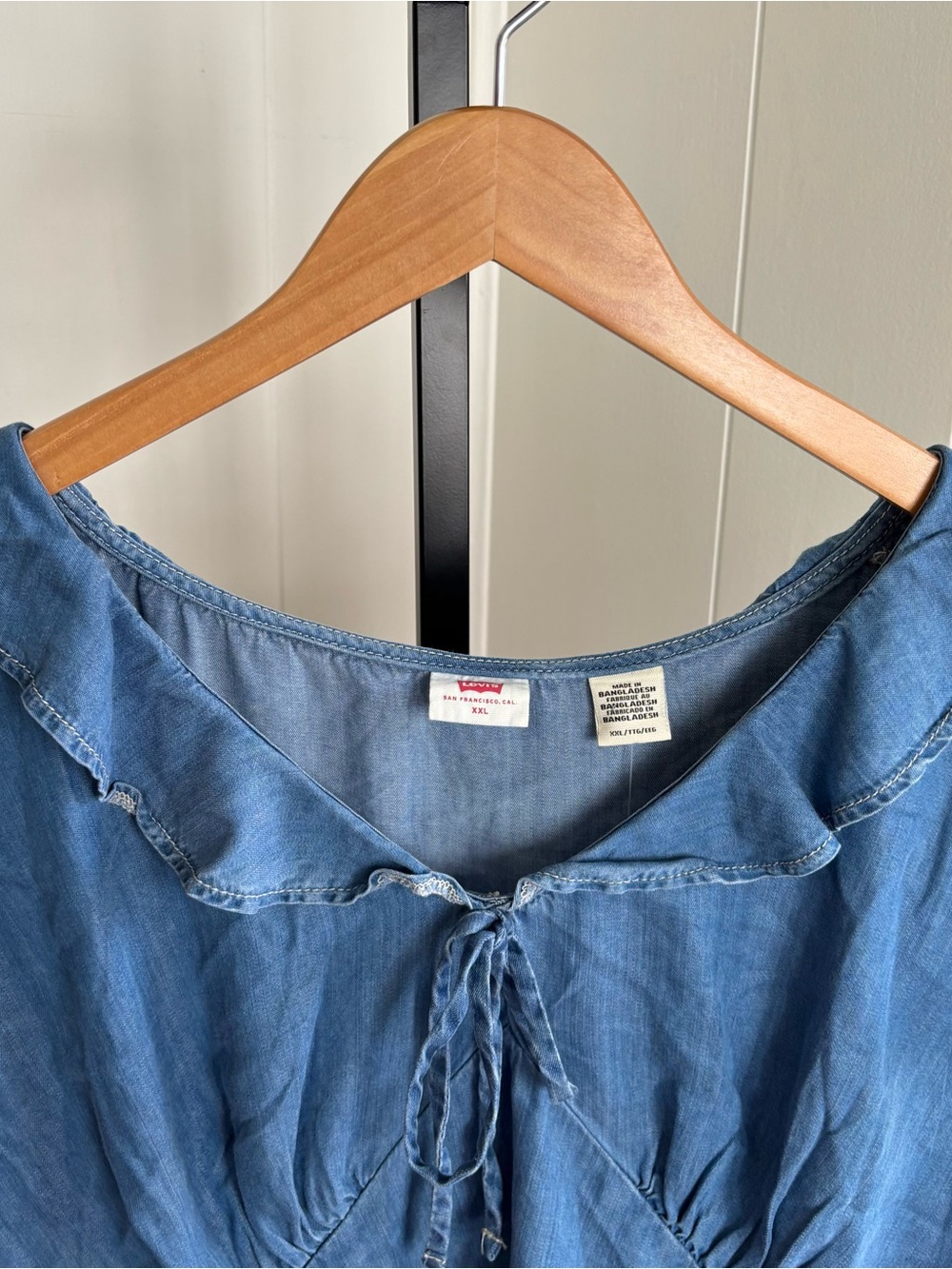 Levi’s Mylene Blouse Blue Lyocell Ruffle Tie Neck Womens XXL NWT